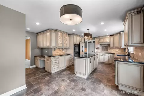 149 Adare Dr, Cary, IL 60013 photo 22