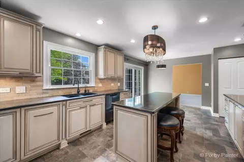 149 Adare Dr, Cary, IL 60013 photo 20