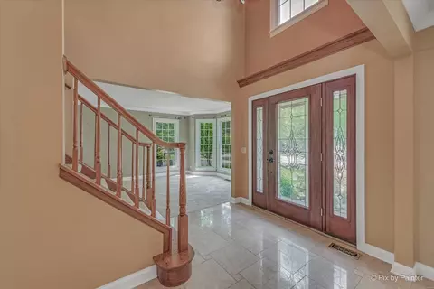 149 Adare Dr, Cary, IL 60013 photo 3