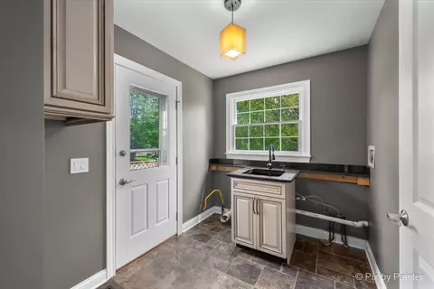 149 Adare Dr, Cary, IL 60013 photo 23