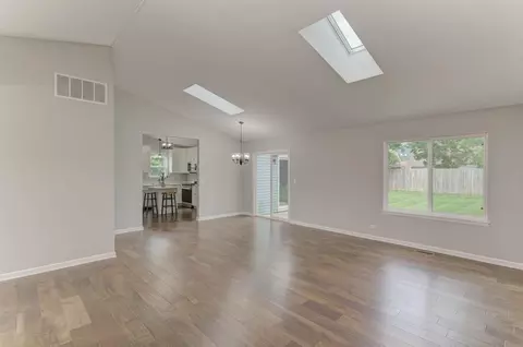 935 Fieldside Ln, Aurora, IL 60504 photo 6
