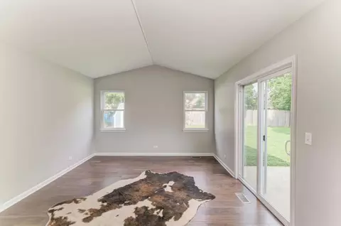 935 Fieldside Ln, Aurora, IL 60504 photo 15