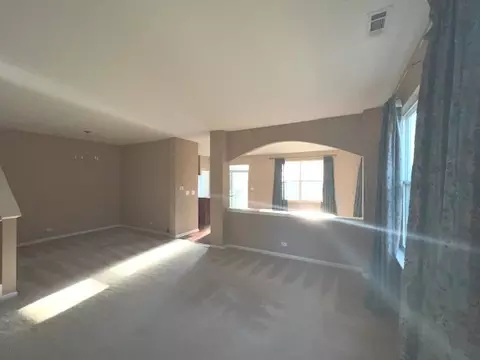 417 Blackstone Ave, Elgin, IL 60124 photo 14
