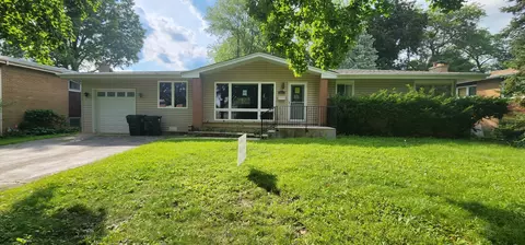 620 S Bennett Ave, Palatine, IL 60067