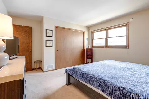 119 N Bauer Rd, Mchenry, IL 60050 photo 15
