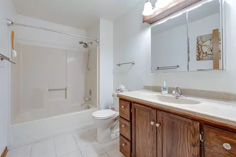 119 N Bauer Rd, Mchenry, IL 60050 photo 16