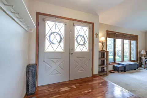 119 N Bauer Rd, Mchenry, IL 60050 photo 3