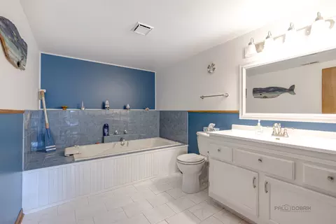119 N Bauer Rd, Mchenry, IL 60050 photo 20