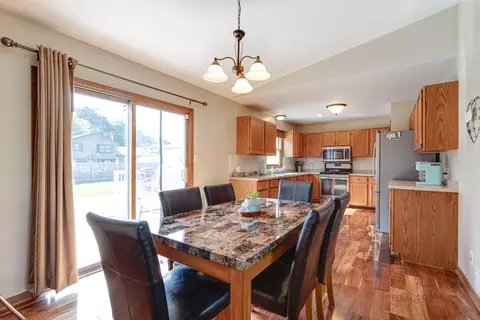 119 N Bauer Rd, Mchenry, IL 60050 photo 5