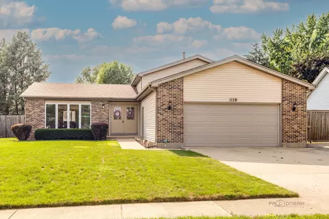 119 N Bauer Rd, Mchenry, IL 60050