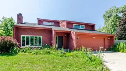 1148 Tamarack Ln, Libertyville, IL 60048