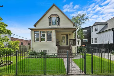 4018 N Kenneth Ave, Chicago, IL 60641