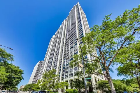2800 N Lake Shore Dr #4114, Chicago, IL 60657