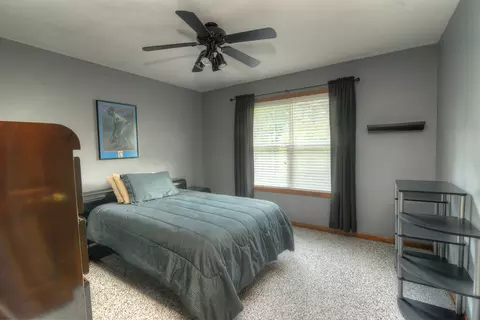 904 Hampton Dr, Carol Stream, IL 60188 photo 26