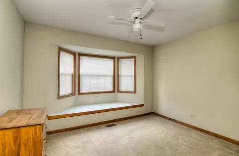 904 Hampton Dr, Carol Stream, IL 60188 photo 25