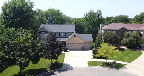 904 Hampton Dr, Carol Stream, IL 60188 photo 2