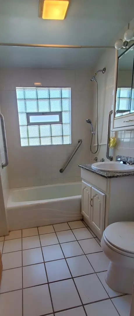 2230 E 96th St, Chicago, IL 60617 photo 13