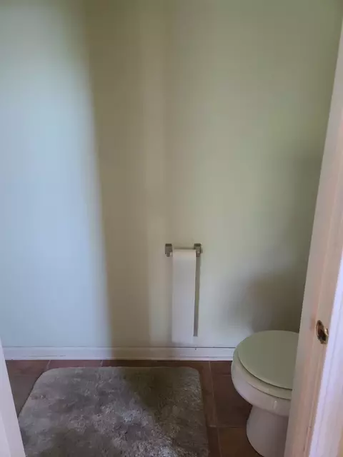 656 Biltmore Dr, Bartlett, IL 60103 photo 11