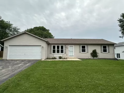 233 W Pine Ave, Cortland, IL 60112