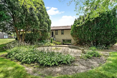 3500 Brookmeade Dr, Rolling Meadows, IL 60008 photo 21