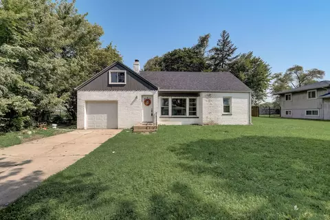 1209 Medinah St, Bensenville, IL 60106
