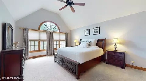 26 W011 Deerpoint Dr, Wheaton, IL 60187 photo 20