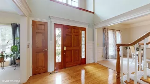 26 W011 Deerpoint Dr, Wheaton, IL 60187 photo 3