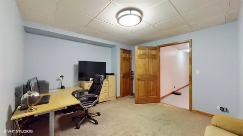 26 W011 Deerpoint Dr, Wheaton, IL 60187 photo 41