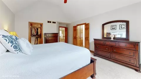 26 W011 Deerpoint Dr, Wheaton, IL 60187 photo 21