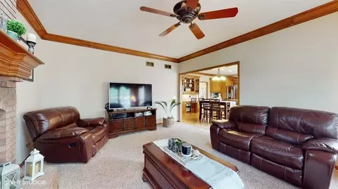 26 W011 Deerpoint Dr, Wheaton, IL 60187 photo 14