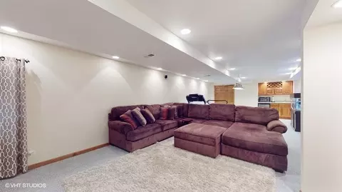 26 W011 Deerpoint Dr, Wheaton, IL 60187 photo 36