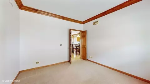 26 W011 Deerpoint Dr, Wheaton, IL 60187 photo 17