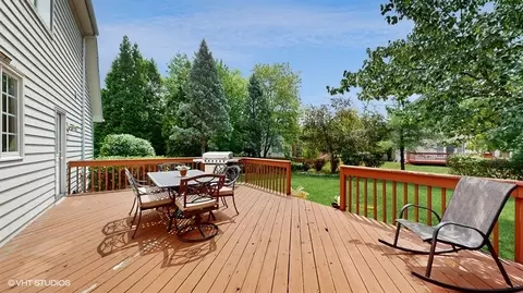 26 W011 Deerpoint Dr, Wheaton, IL 60187 photo 44