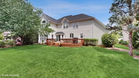 26 W011 Deerpoint Dr, Wheaton, IL 60187 photo 47