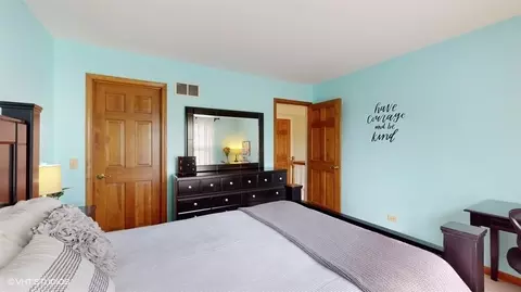 26 W011 Deerpoint Dr, Wheaton, IL 60187 photo 30