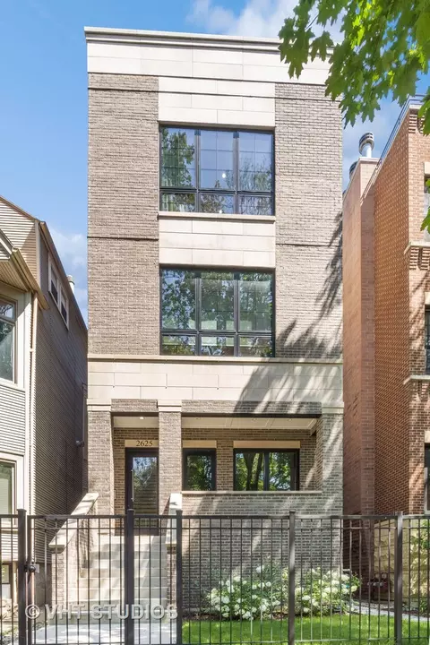 2625 N Wilton Ave #2, Chicago, IL 60614