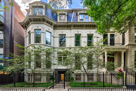 1450 N Dearborn St #3B, Chicago, IL 60610