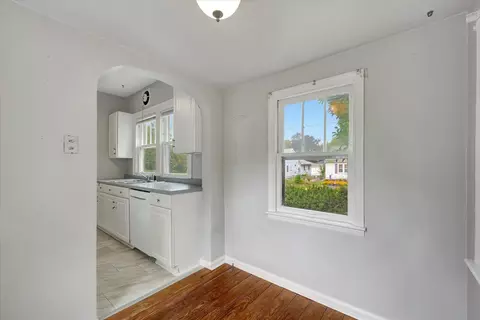 410 N Carson Ave, Champaign, IL 61821 photo 13