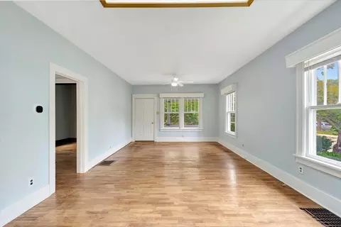 410 N Carson Ave, Champaign, IL 61821 photo 6