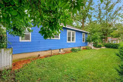 410 N Carson Ave, Champaign, IL 61821 photo 21