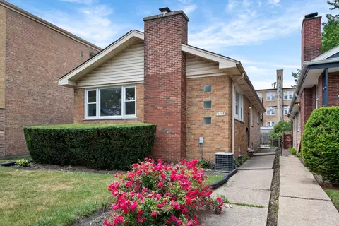 6308 N Whipple St, Chicago, IL 60659