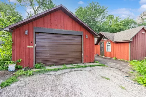 1317 Plain Ave, Aurora, IL 60505 photo 5