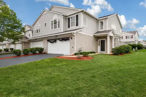 6511 Gray Hawk Dr, Matteson, IL 60443