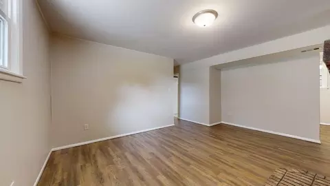 914 Devonshire Dr, Champaign, IL 61821 photo 28