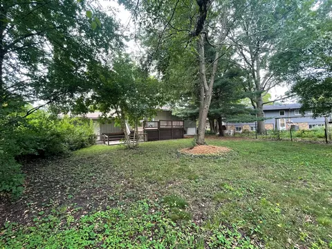 914 Devonshire Dr, Champaign, IL 61821 photo 52