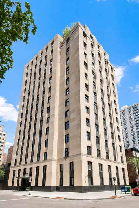 1301 N Astor St #PH, Chicago, IL 60610