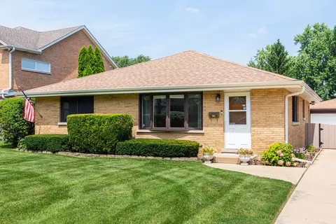 239 Nordic Rd, Bloomingdale, IL 60108