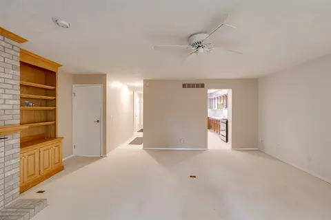1305 Kingsridge Ct #B, Normal, IL 61761 photo 25