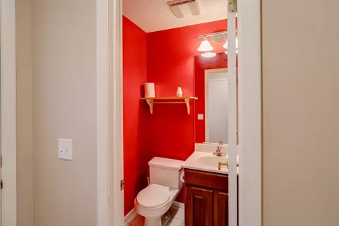 1305 Kingsridge Ct #B, Normal, IL 61761 photo 17