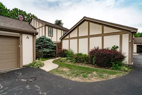1305 Kingsridge Ct #B, Normal, IL 61761 photo 14